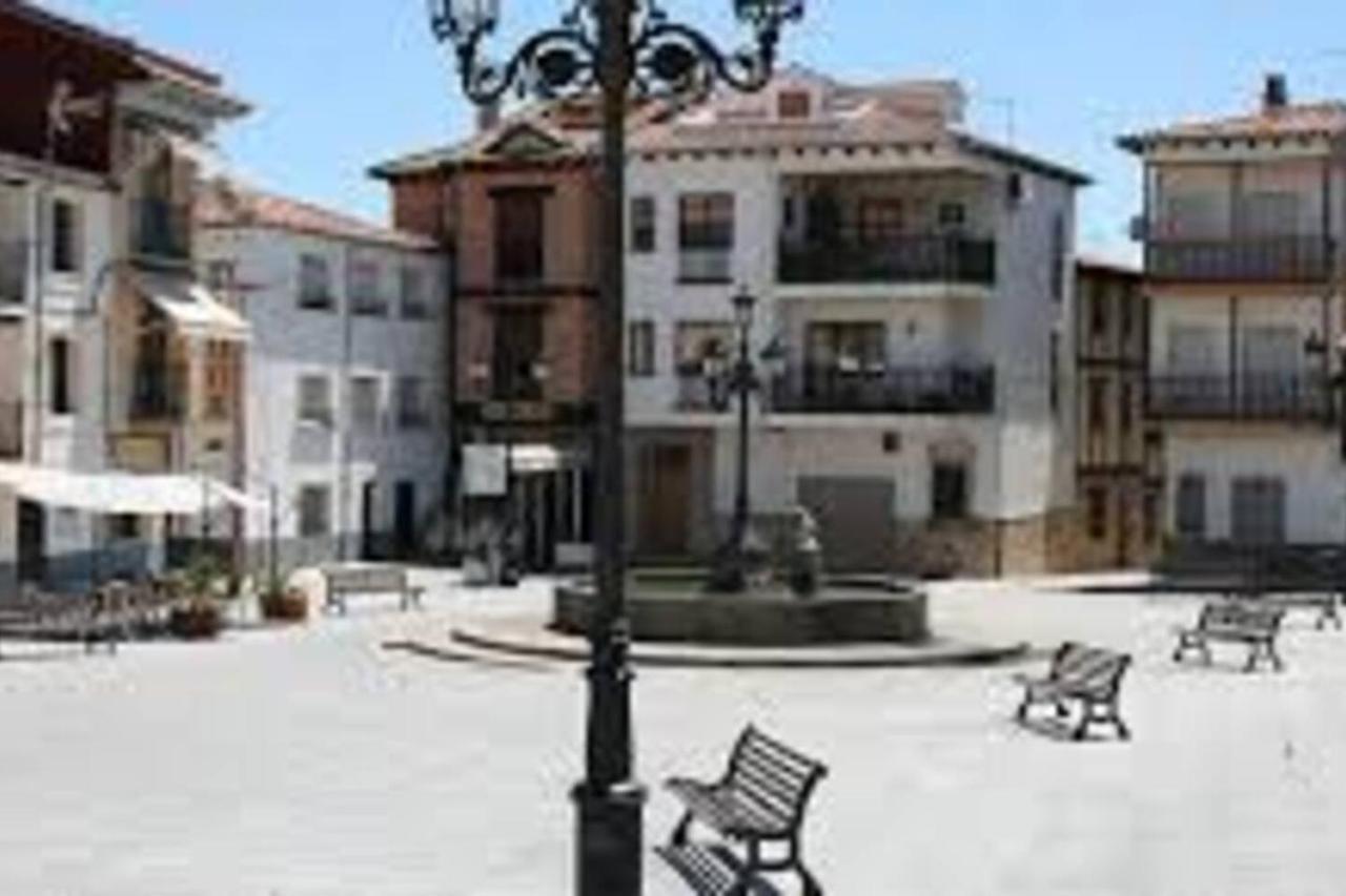 Casita Con Encanto En La Sierra De Gredos, Candeleda Esterno foto